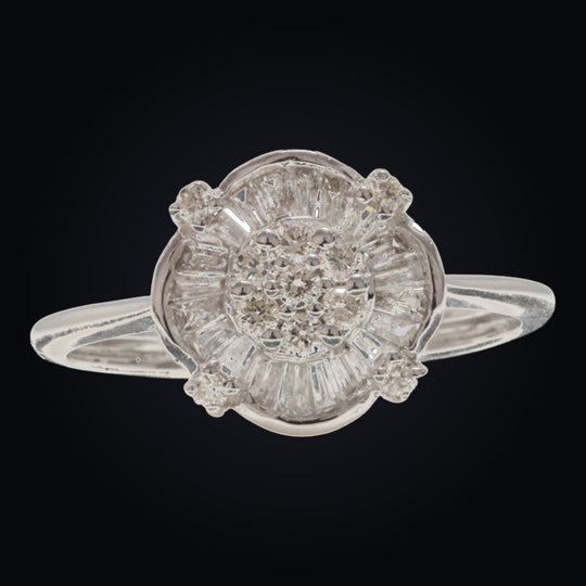 'Hibiki' 18K White Gold Diamond Ring