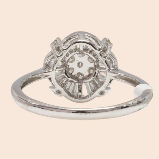 'Hibiki' 18K White Gold Diamond Ring