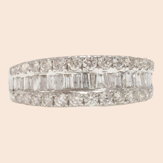 'Kasane' 18K White Gold Diamond Ring