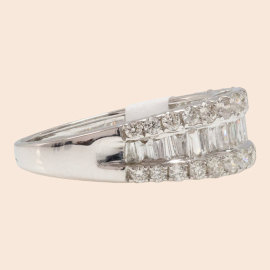 'Kasane' 18K White Gold Diamond Ring