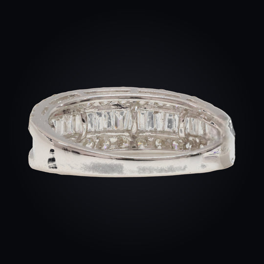 'Kasane' 18K White Gold Diamond Ring