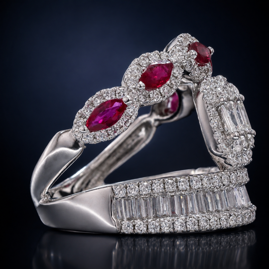 'Beni Hoshi' 18K White Gold Ring with Ruby and Diamond